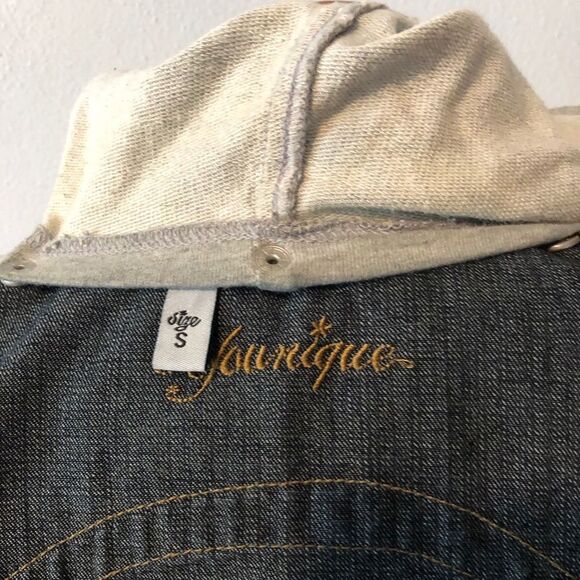 Younique Juniors Dark Denim Jean Jacket with Hoodie Size Small - Picture 5 of 6